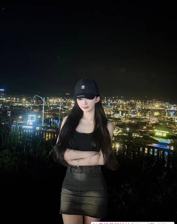 妩媚性感女友感雅琪 2