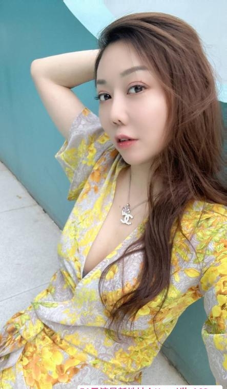 服务贴心长腿御姐贝贝 2