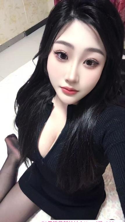 巨乳微胖小骚货 2