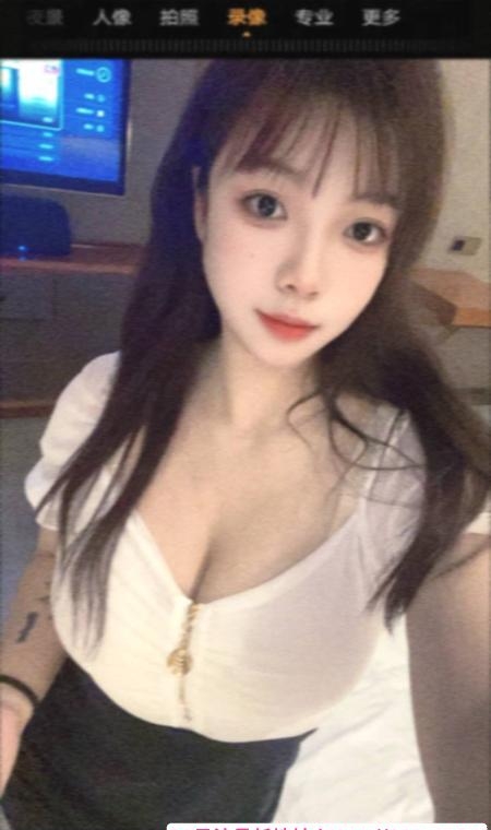 岗顶骚女泡泡糖 3