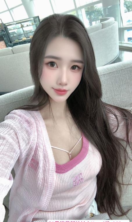 身材高挑大奶御姐 3