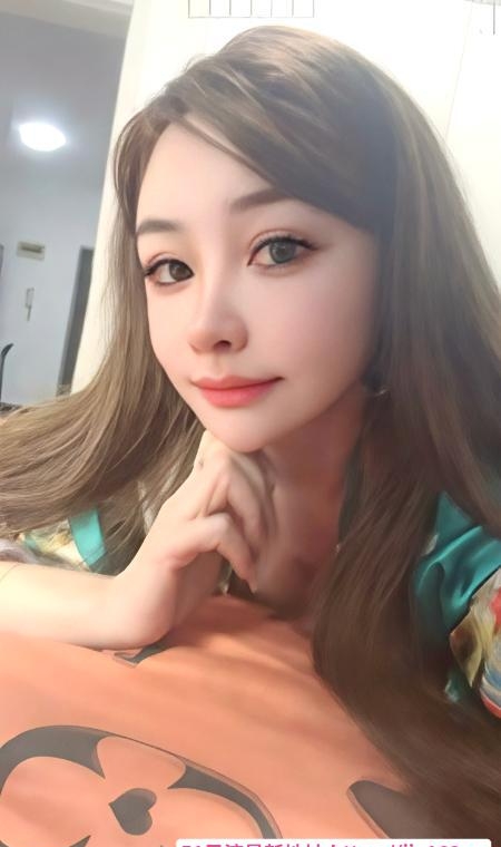 闵行混血儿伊娜 3