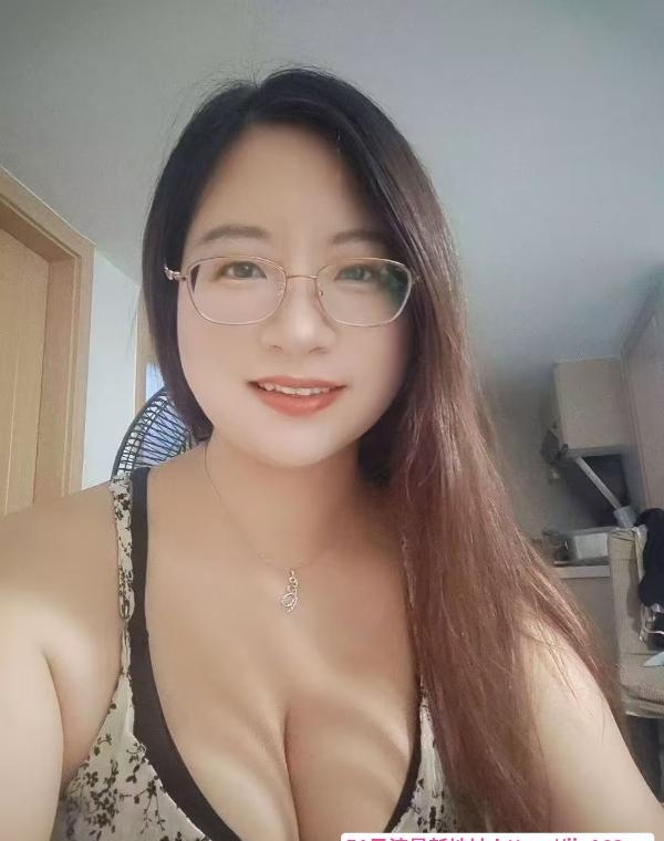巨乳美婷少妇 3