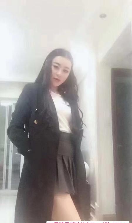 性感尤物卡卡 3