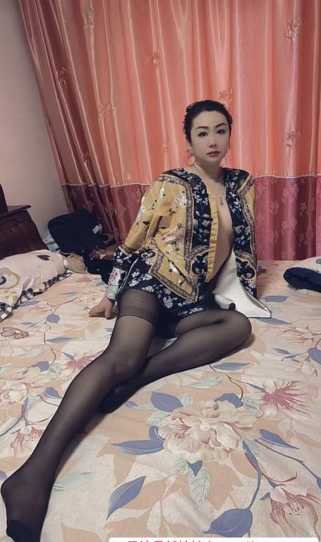 塘沽性感少妇 4