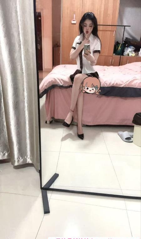 海珠调教反差悠悠 4