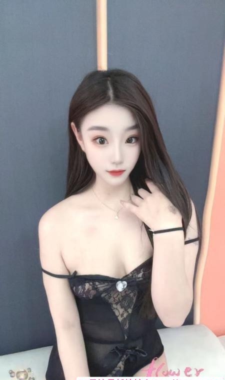东四环黑丝翘臀倩倩 4