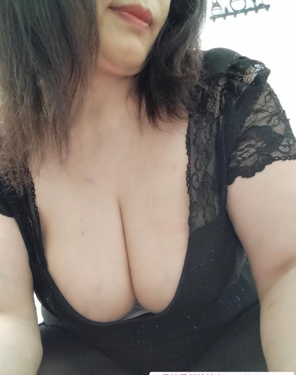 上海三通服务型熟女 4