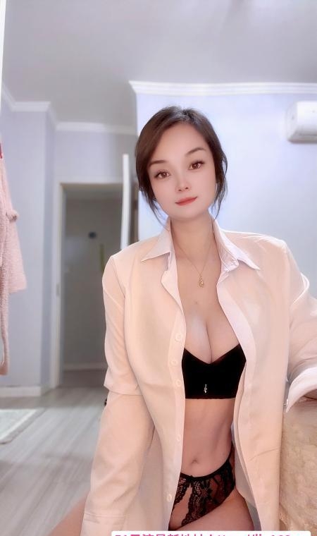 上城可甜可欲小希 4