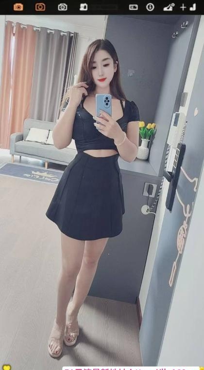 高挑大胸风骚妹子 4