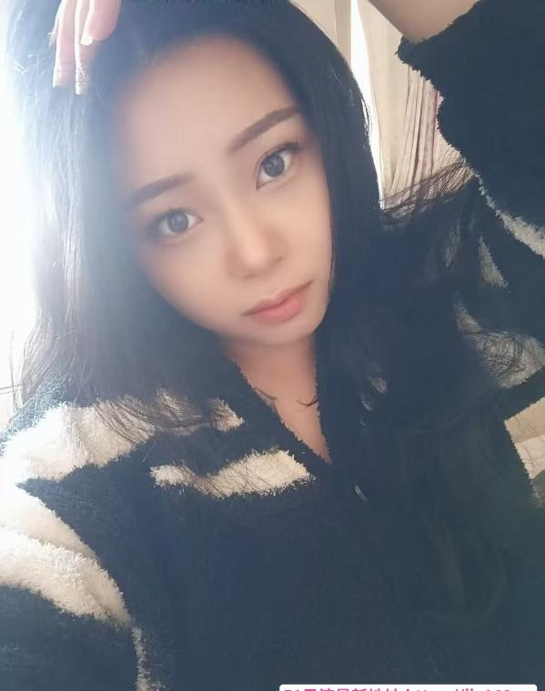 服务系大胸芊芊 4