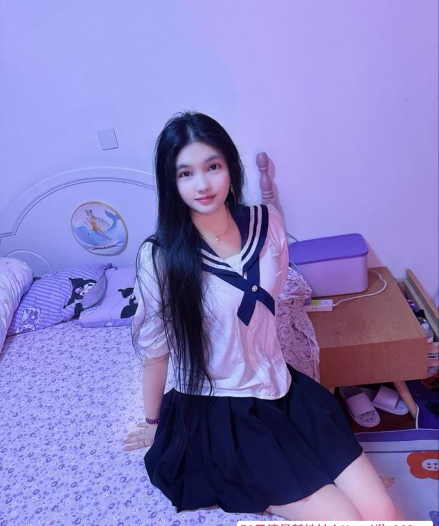 徐汇丰乳雪白臀小美 4