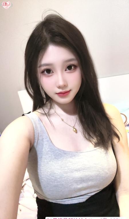 制服大胸诱惑 4