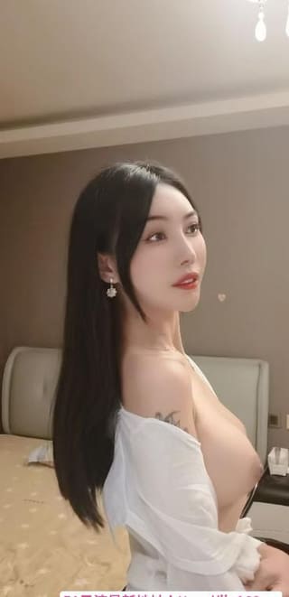 性感曼妙身材柠檬老师
