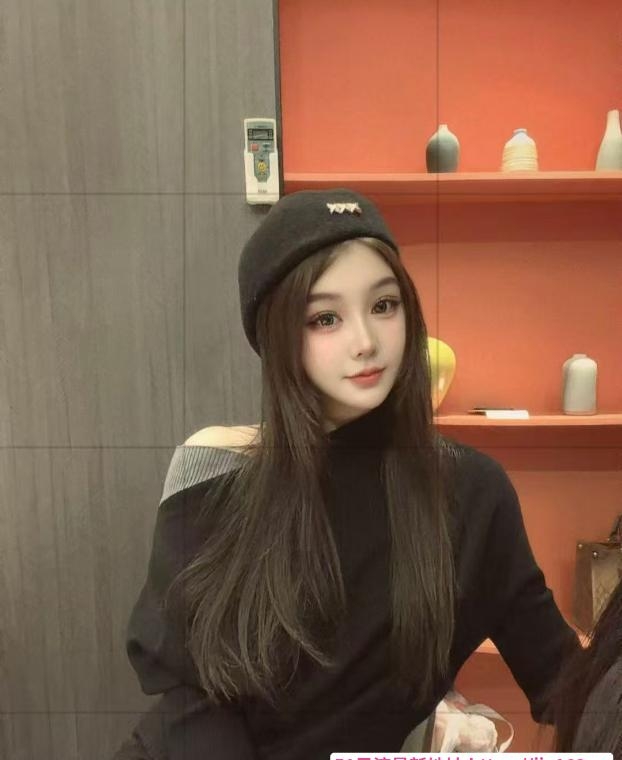 性感美女春节不打烊 1