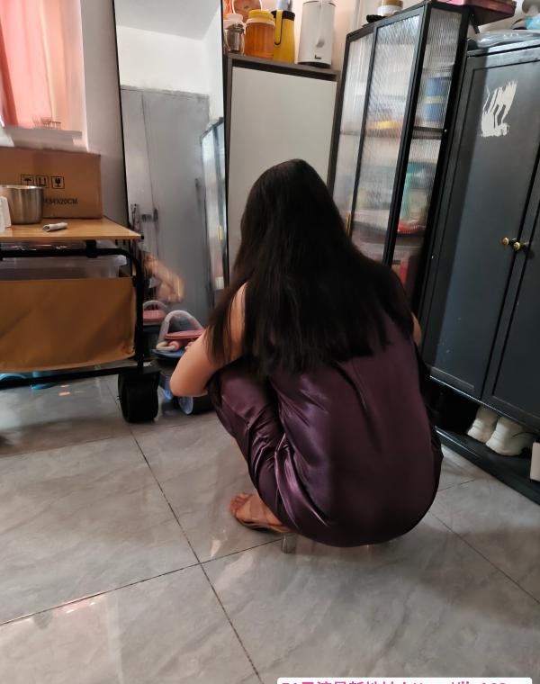 宝安服务型少妇 1