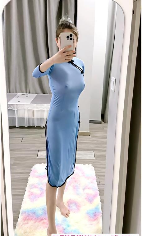 性感女神过年不打烊 1
