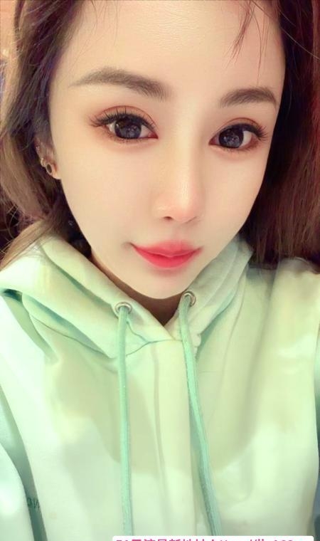 丰满巨乳少妇蕾姐 1