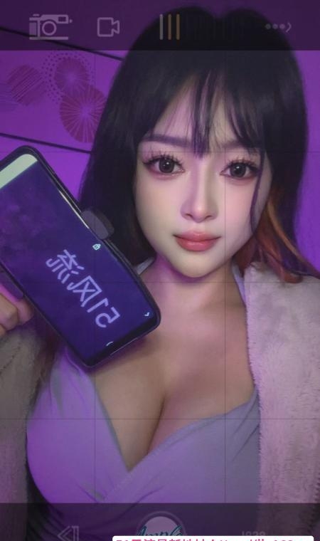 丰乳肥臀蔡文姬 1