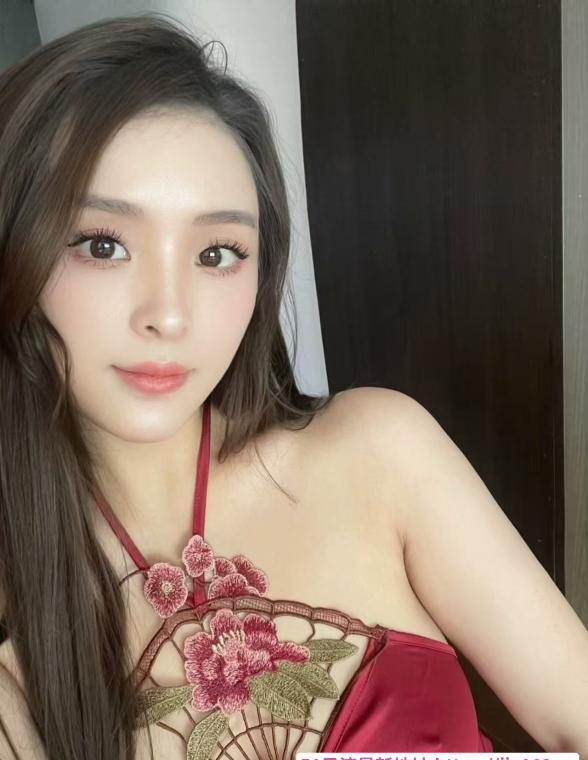 高挑风骚巨乳小米粒 1
