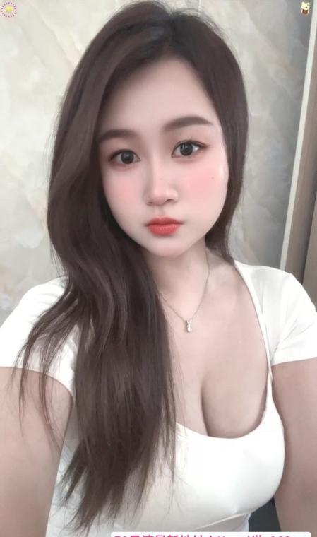 渝北性感大奶萱萱 1