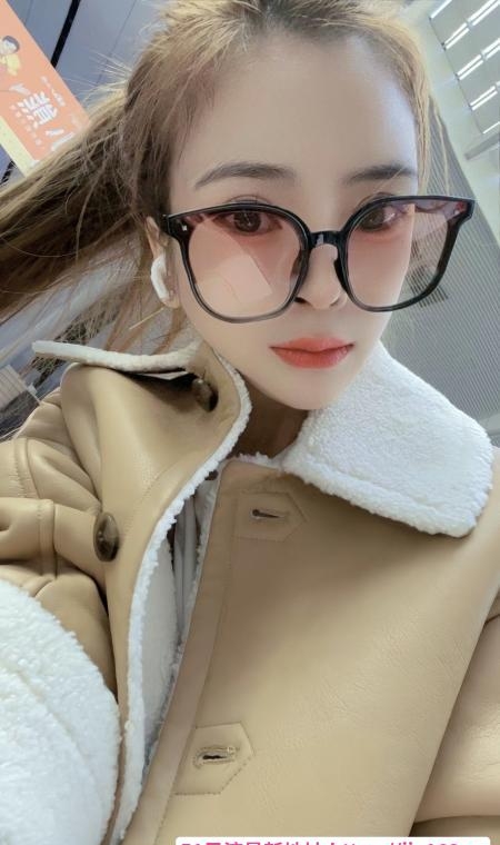 三刷骚妹子小爱茜 1