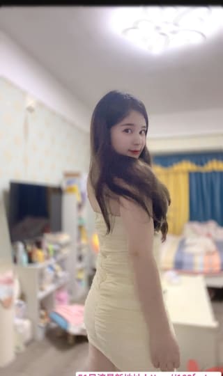 国贸肥臀妩媚女