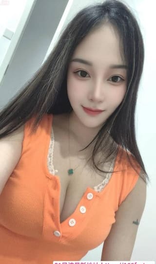 东站美胸珊珊