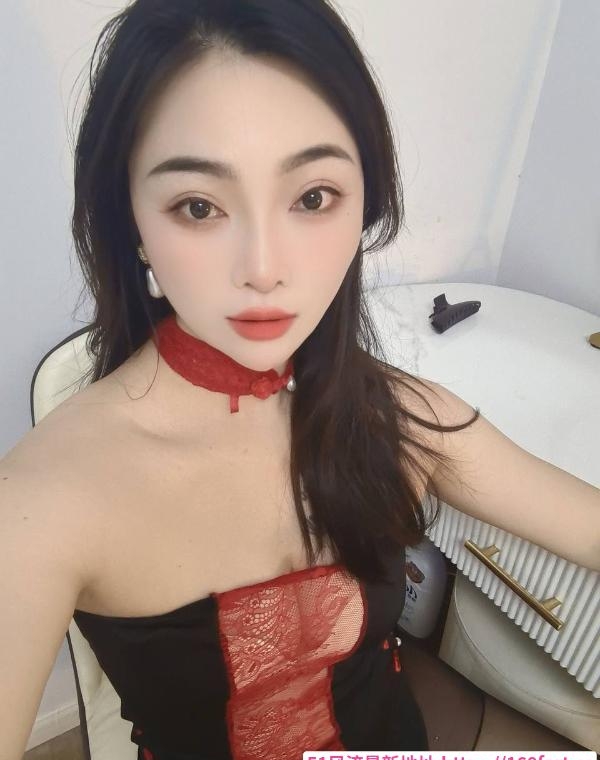 上城性感美臀佳佳 1