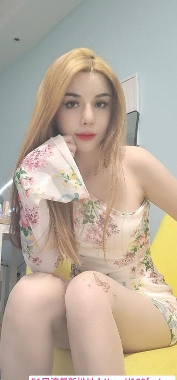 服务御姐风 1