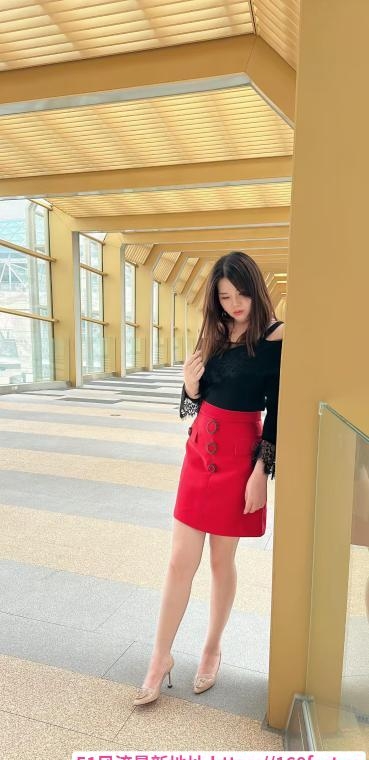 上沙翘臀悦儿 1