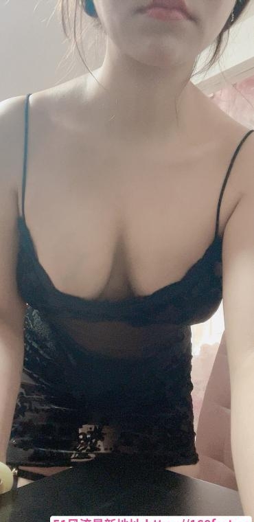 性感服务型少妇 1