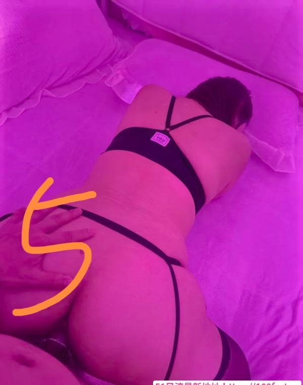 丰满骚货兰姐 1