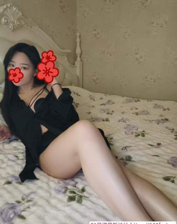 汉口性感舌吻小姐姐 1