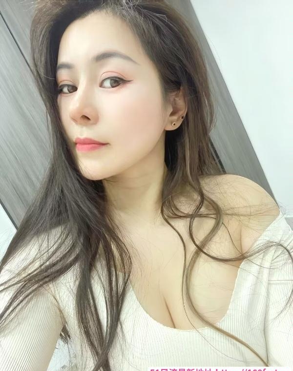 服务系骚姐姐冉冉 1