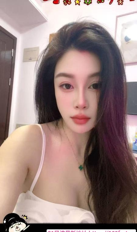 服务系美女妮儿 1