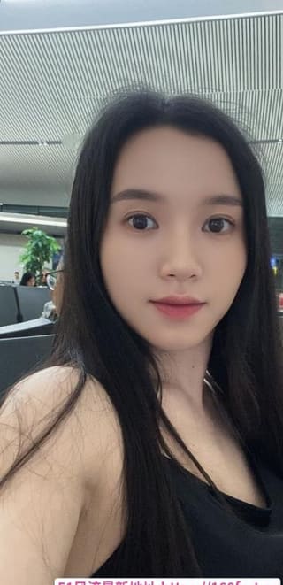 热情温柔美女