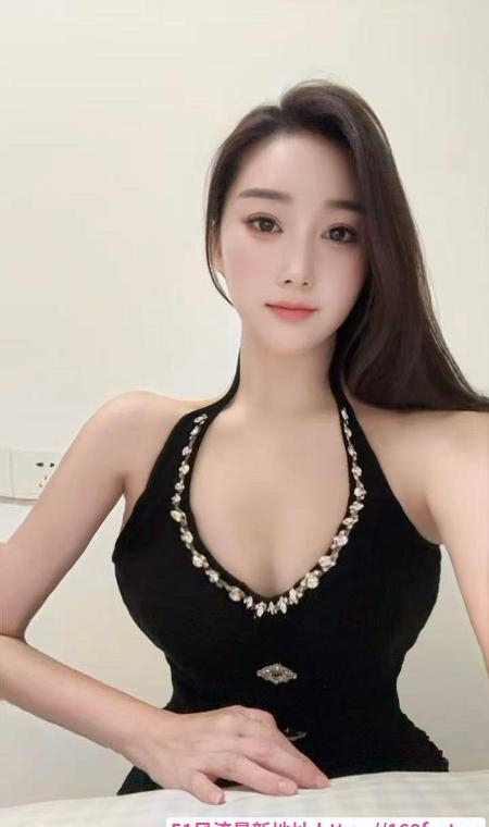 天河大胸健身老师 1