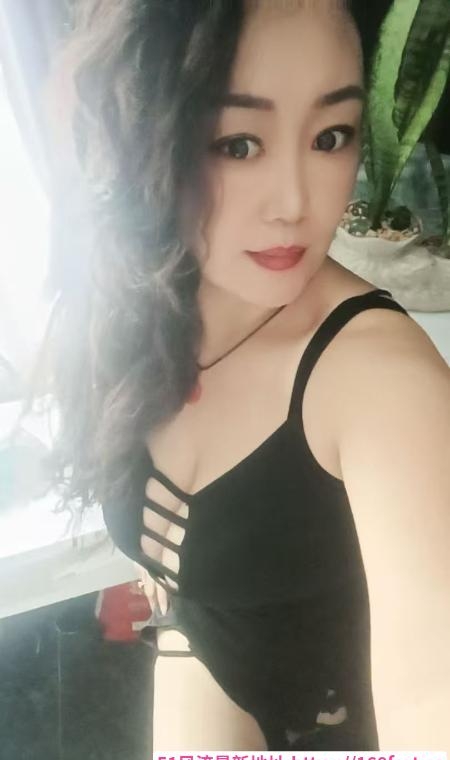 番禺丰满熟女水床服务 1