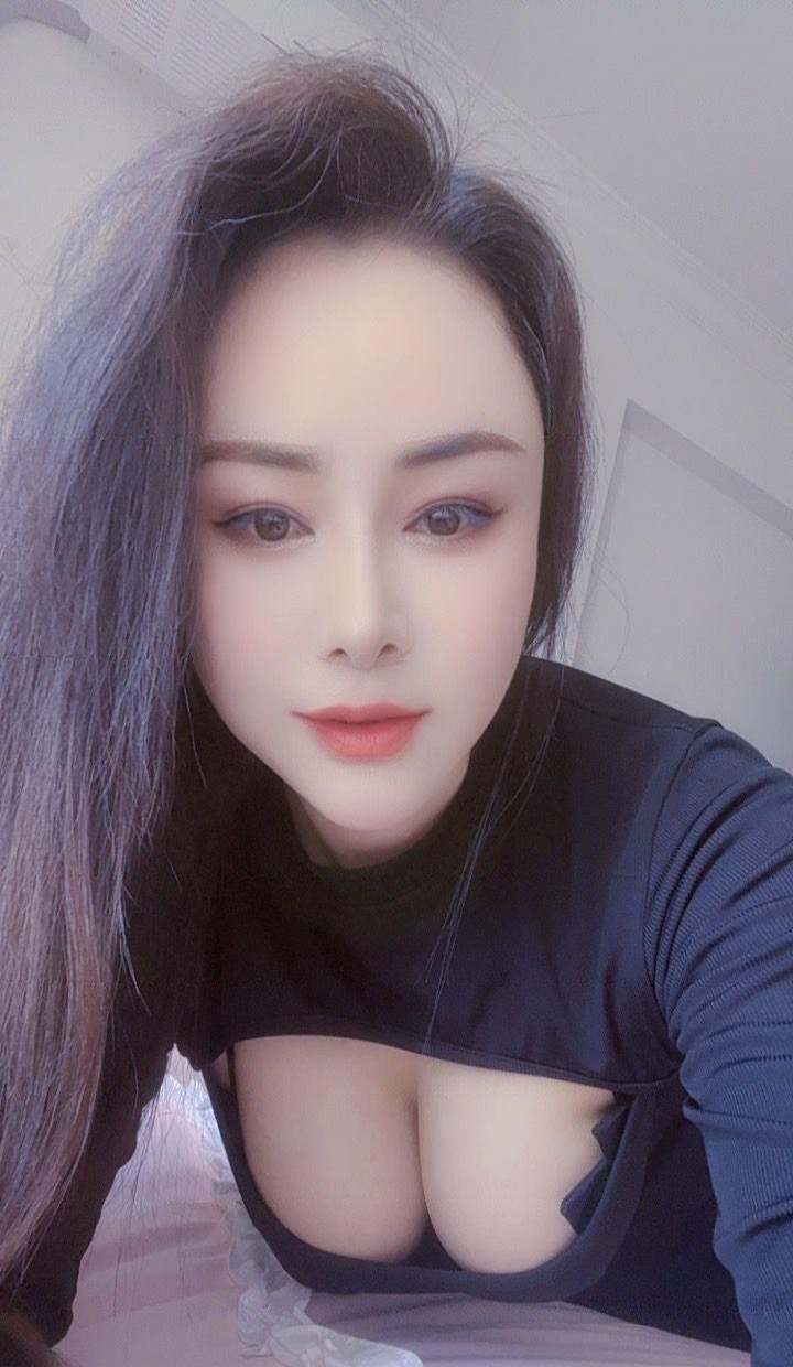 大胸御姐晴儿 1