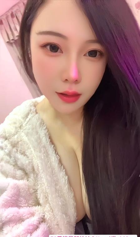 爆乳G奶胖妞雯雯 2