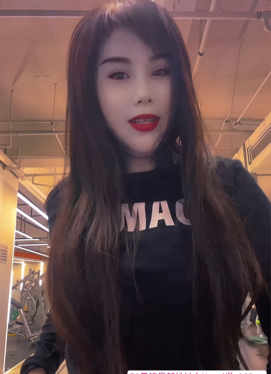 爱健身的大奶熟女 2