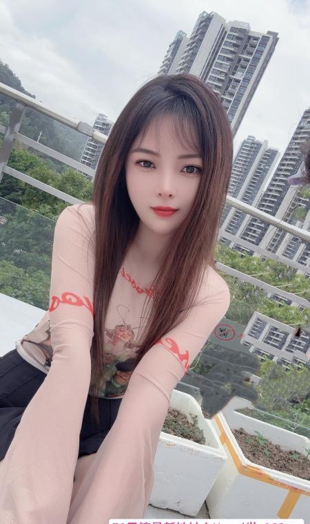 长腿美妇西西 2