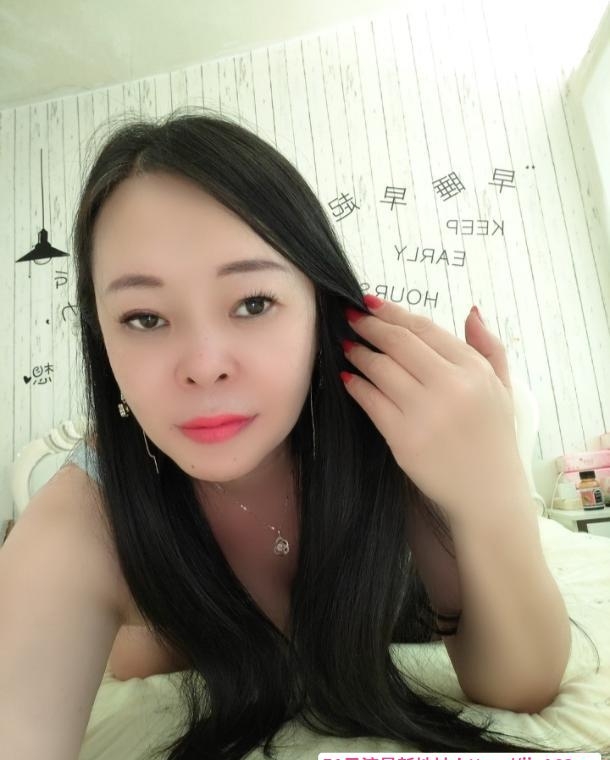 沙区温柔成熟姐姐 2
