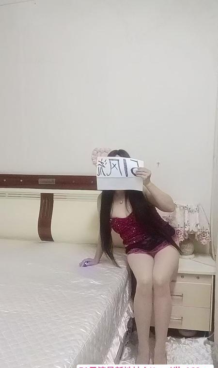 过夜骚气潮喷人妻 2