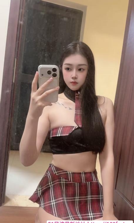 福田腿模花花回归 2