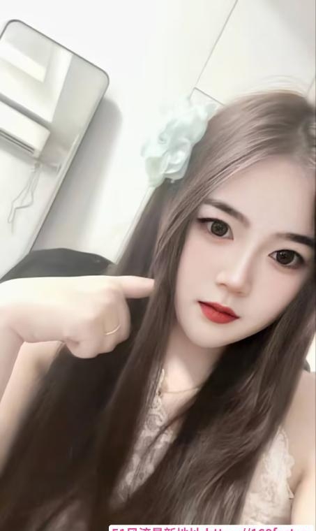 性感丰满小姐姐 2