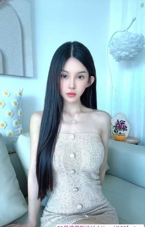 情趣骚臀小甜甜 2