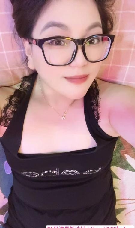 丰台蜜桃臀少妇 2