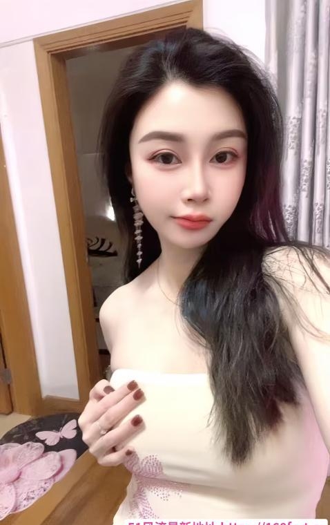 服务系美女妮儿 2